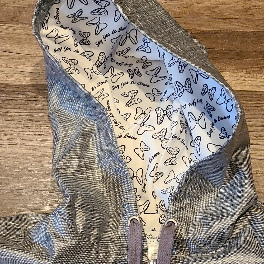 Minnie mouse rain jacket - Picture 3 of 7